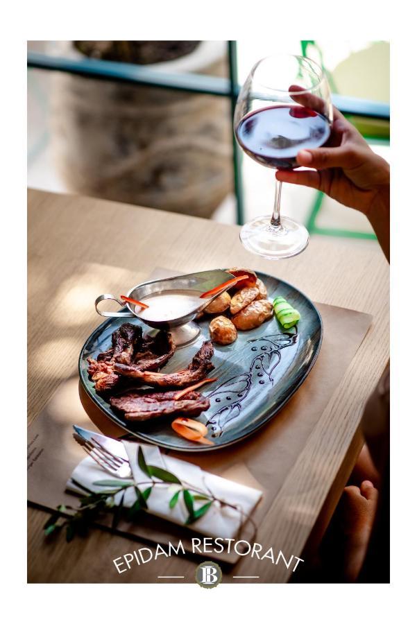 Illyrian Boutique Hotel Sarandë Eksteriør bilde